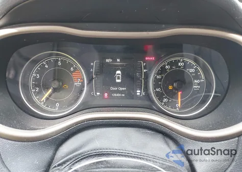 2016 Jeep Cherokee Latitude z USA, uszkodzony, nr VIN 1C4PJLCB9GW128299